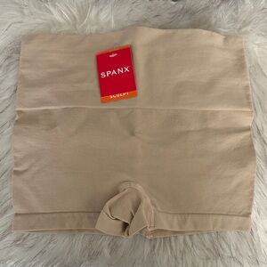 SPANX everyday shaping boyshort Confortable Core Controle Shapewear Underwear